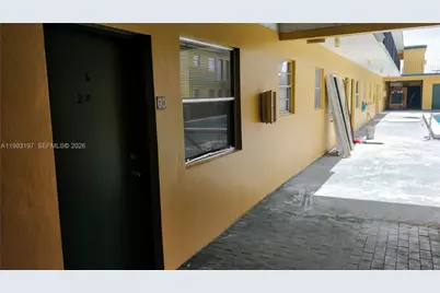 1975 NE 135th St #2H, North Miami, FL 33181 - Photo 26