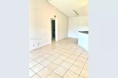 3310 N Pinewalk Dr N #1833, Margate, FL 33063 - Photo 10