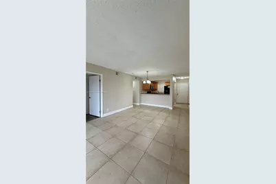 1500 Lake Crystal Dr #C, West Palm Beach, FL 33411 - Photo 10