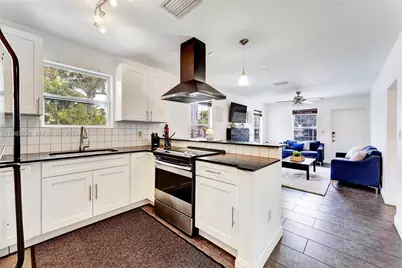 107 Stirling Road, Dania Beach, FL 33004 - Photo 4