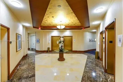 19501 W Country Club Dr #211, Aventura, FL 33180 - Photo 18