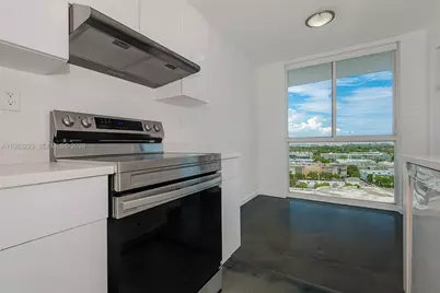 1688 West Ave #PH-07, Miami Beach, FL 33139 - Photo 8