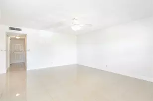 8704 NW 35th St, Coral Springs, FL 33065 - Photo 6