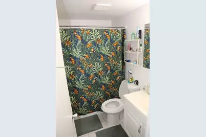 815 SW 10th Ter #4V, Hallandale Beach, FL 33009 - Photo 4