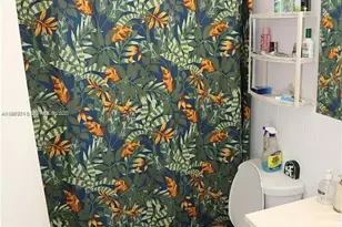 815 SW 10th Terrace, Hallandale Beach, FL 33009 - Photo 4