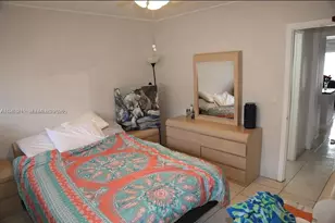 815 SW 10th Terrace, Hallandale Beach, FL 33009 - Photo 6