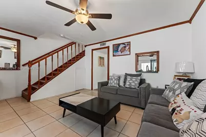 314 NE 142nd St #16C, Miami, FL 33161 - Photo 4