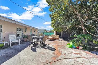 19050 SW 125th Ave, Miami, FL 33177 - Photo 18