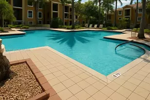 7940 N Nob Hill Rd, Tamarac, FL 33321 - Photo 2