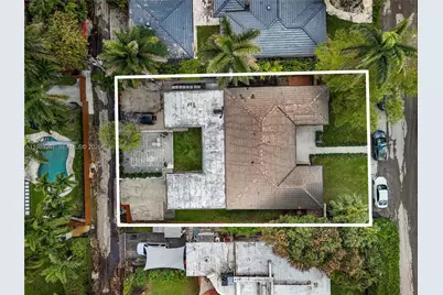10610 NE 11th Ave, Miami Shores, FL 33138 - Photo 4