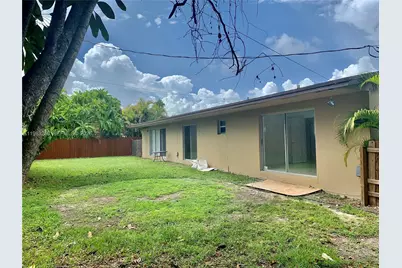 9798 SW 158th St, Miami, FL 33157 - Photo 2