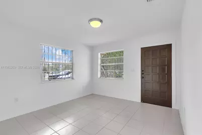 3572 SW 25th St, Miami, FL 33133 - Photo 4