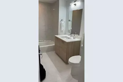 16385 Biscayne Blvd #2702, North Miami Beach, FL 33160 - Photo 10