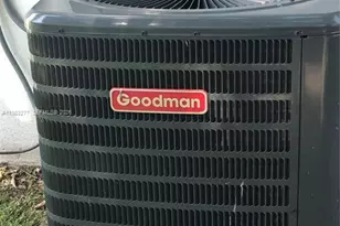 1050 Atlantic Shores Blvd, Hallandale Beach, FL 33009 - Photo 18