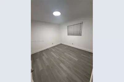 1736 N 16th Ct #B, Hollywood, FL 33020 - Photo 4