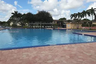 100 Ashbury Rd, Hollywood, FL 33024 - Photo 18