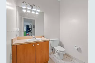 3760 NE 10th St, Homestead, FL 33033 - Photo 4