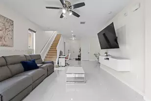 3760 NE 10th St, Homestead, FL 33033 - Photo 10