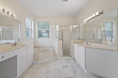 3760 NE 10th St, Homestead, FL 33033 - Photo 16