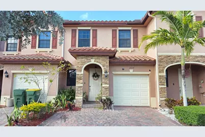 3777 SE 1st St, Homestead, FL 33033 - Photo 14