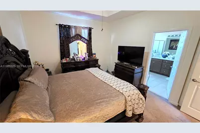 3777 SE 1st St, Homestead, FL 33033 - Photo 32
