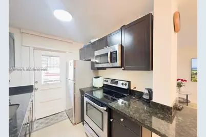 1120 NE 10th St #2, Hallandale Beach, FL 33009 - Photo 2