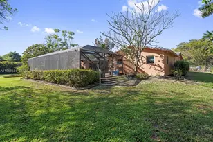 10930 SW 27th Ct, Davie, FL 33328 - Photo 20