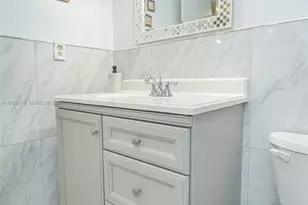 1000 Colony Point Cir, Pembroke Pines, FL 33026 - Photo 18