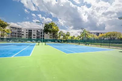 1000 Colony Point Cir #203, Pembroke Pines, FL 33026 - Photo 56