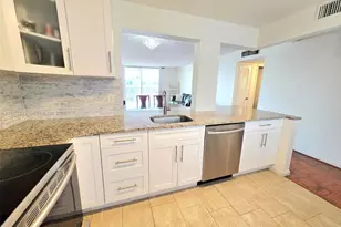 319 NE 14th Ave, Hallandale Beach, FL 33009 - Photo 4