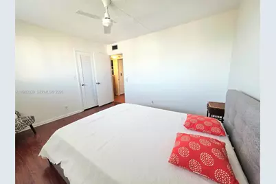 319 NE 14th Ave #702, Hallandale Beach, FL 33009 - Photo 22