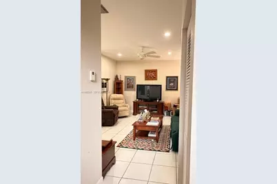 4432 NW 93rd Doral Ct, Doral, FL 33178 - Photo 18