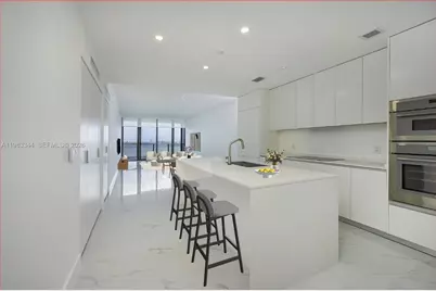 700 NE 24th St #2506, Miami, FL 33137 - Photo 4