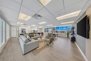 321 NE 26th St, Miami, FL 33137 - Photo 22