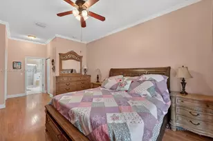 3090 SE 7th Pl, Homestead, FL 33033 - Photo 10