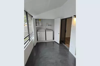 20130 NE 3rd Ct #6, Miami, FL 33179 - Photo 10