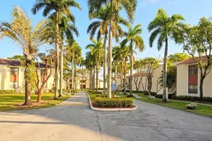 20130 NE 3rd Ct, Miami, FL 33179 - Photo 4