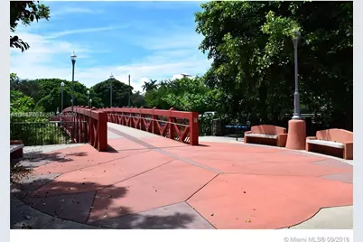 125 Edgewater Dr #1, Coral Gables, FL 33133 - Photo 14