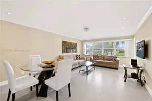 329 SE 3rd St, Hallandale Beach, FL 33009 - Photo 8