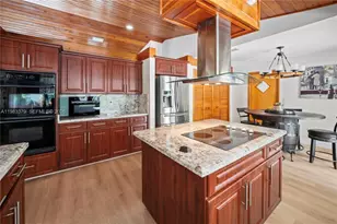 10320 SW 139th St, Miami, FL 33176 - Photo 36