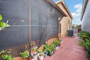 15672 SW 91st Ln, Miami, FL 33196 - Photo 42