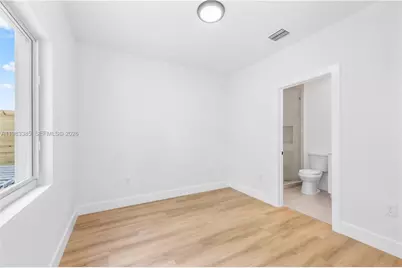 2121 NW 45th St #2123, Miami, FL 33142 - Photo 8