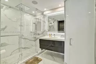 2800 Island Blvd, Aventura, FL 33160 - Photo 22