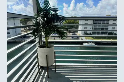 3600 NE 170 St. #Apt.D.406, North Miami Beach, FL 33160 - Photo 6