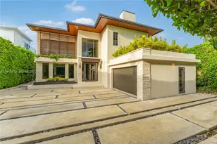 1277 N Venetian Way, Miami, FL 33139 - Photo 4