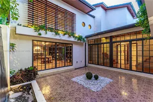 1277 N Venetian Way, Miami, FL 33139 - Photo 20