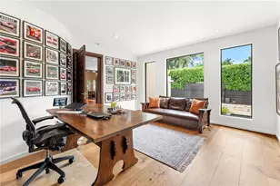 1277 N Venetian Way, Miami, FL 33139 - Photo 32