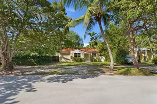 2235 Overbrook St, Miami, FL 33133 - Photo 2