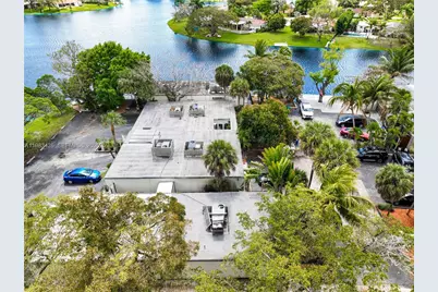 6610 E Miami Lakes Dr, Miami Lakes, FL 33014 - Photo 64