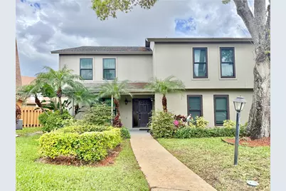 404 Sandtree Dr, Palm Beach Gardens, FL 33403 - Photo 1